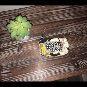 Vera Bradley | Dogwood ID Wristlet Clutch